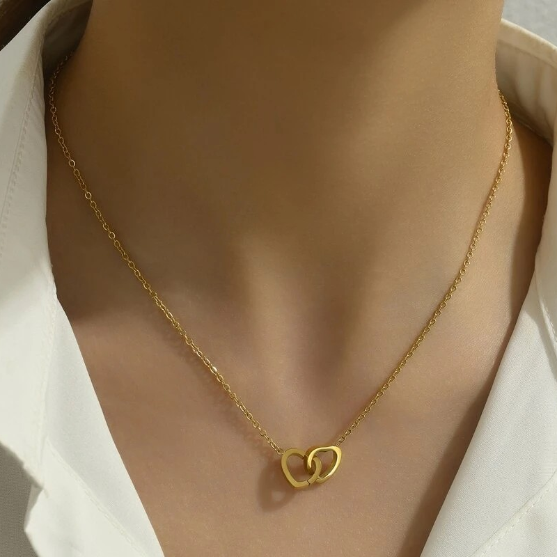 Collar Corazones Entrelazados | Esfera Rosa Preservada